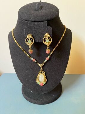 1928 Gold-Tone Filigree Necklace and Earring Set with Coral and Mint Beads